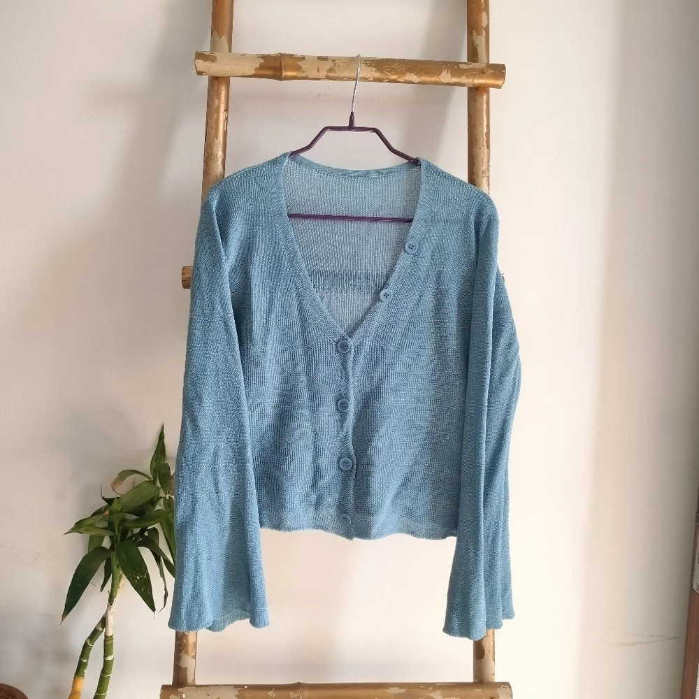 🎂 Bell Sleeve Light Blue Cardigan - Picture 14 of 15